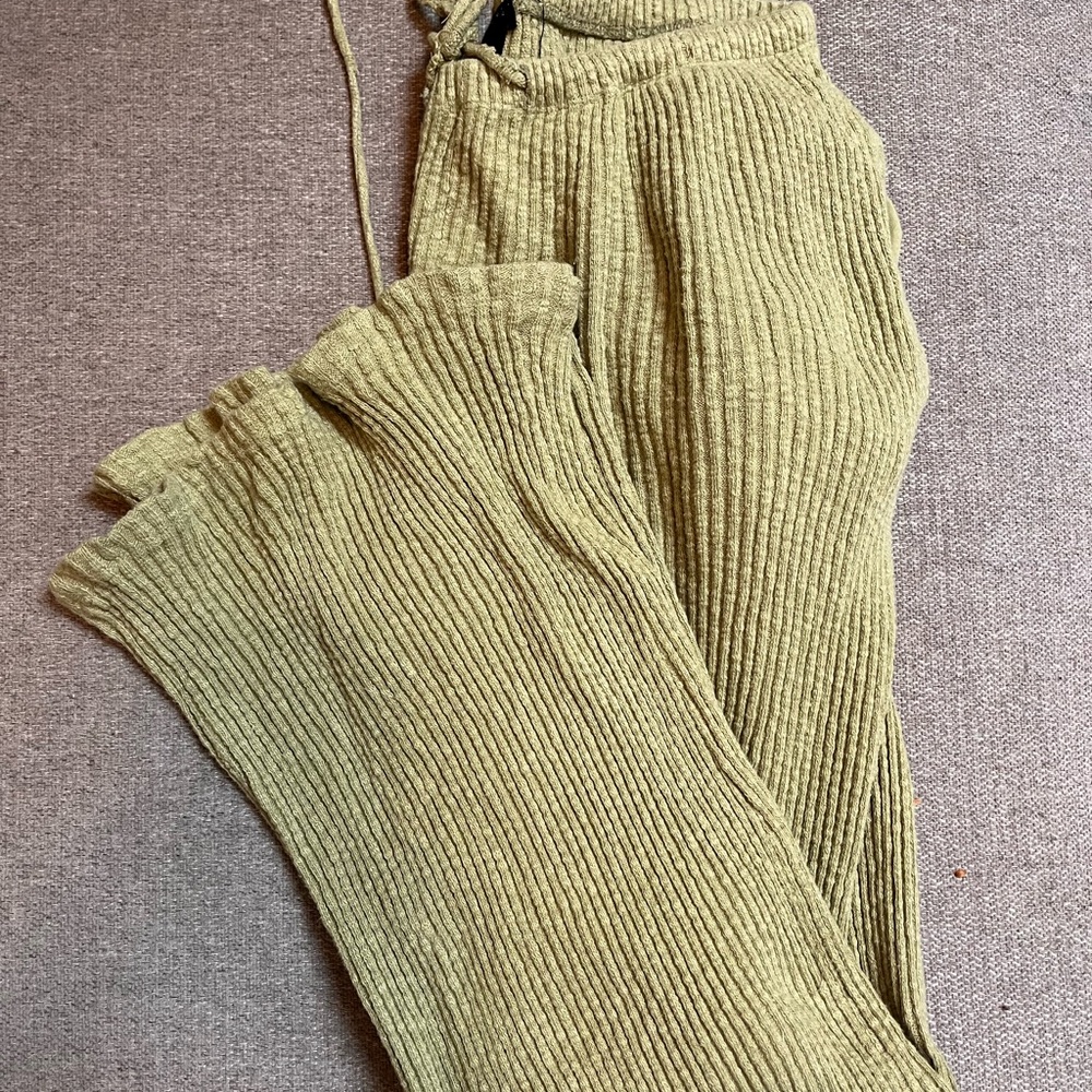 Billabong Ribbed Knit Pants in Light green